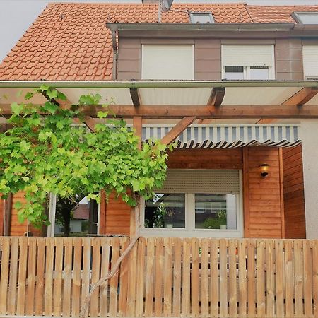 Familienfreundliches Ferienhaus Amara Mit Garten Und Terrasse - Friedrichshafen Am Bodensee 외부 사진